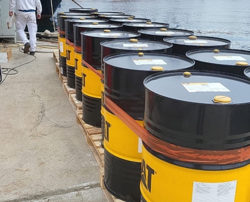 photo_5904656666027214179_y