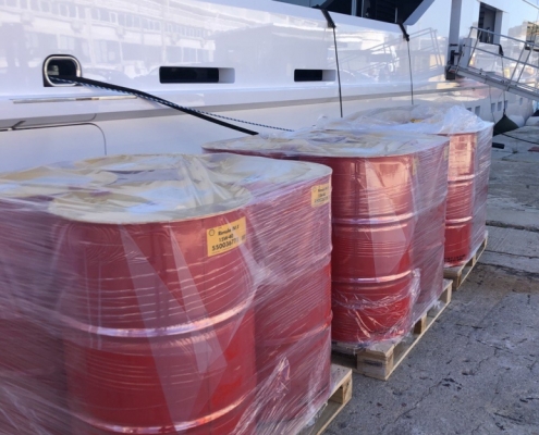 photo5913479301947307416-773x1030